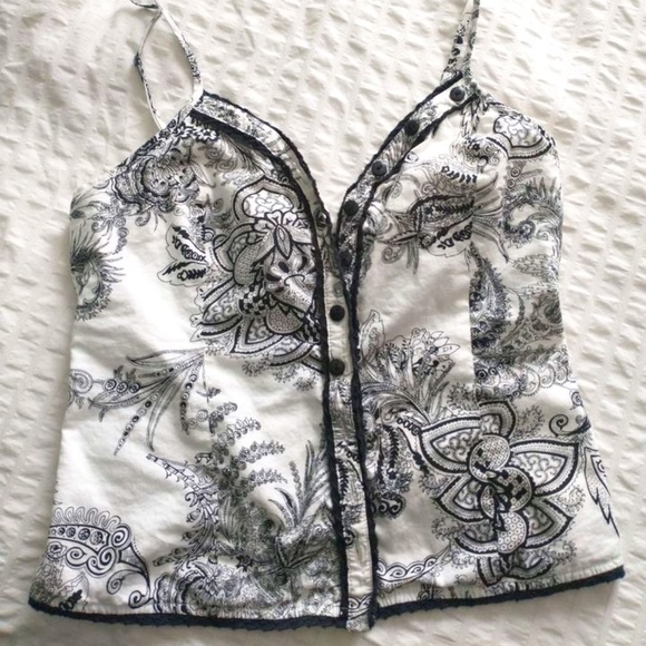 Guess Tops - 2 for 15$ - Guess Tank Top Sz. M